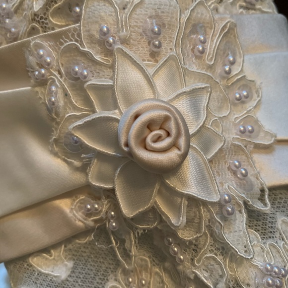 David’s Bridal Ivory Wedding Dress